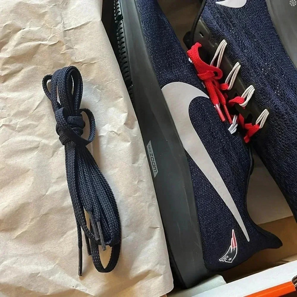 NWT Nike Pegasus 36 Patriots - Picture 8 of 8